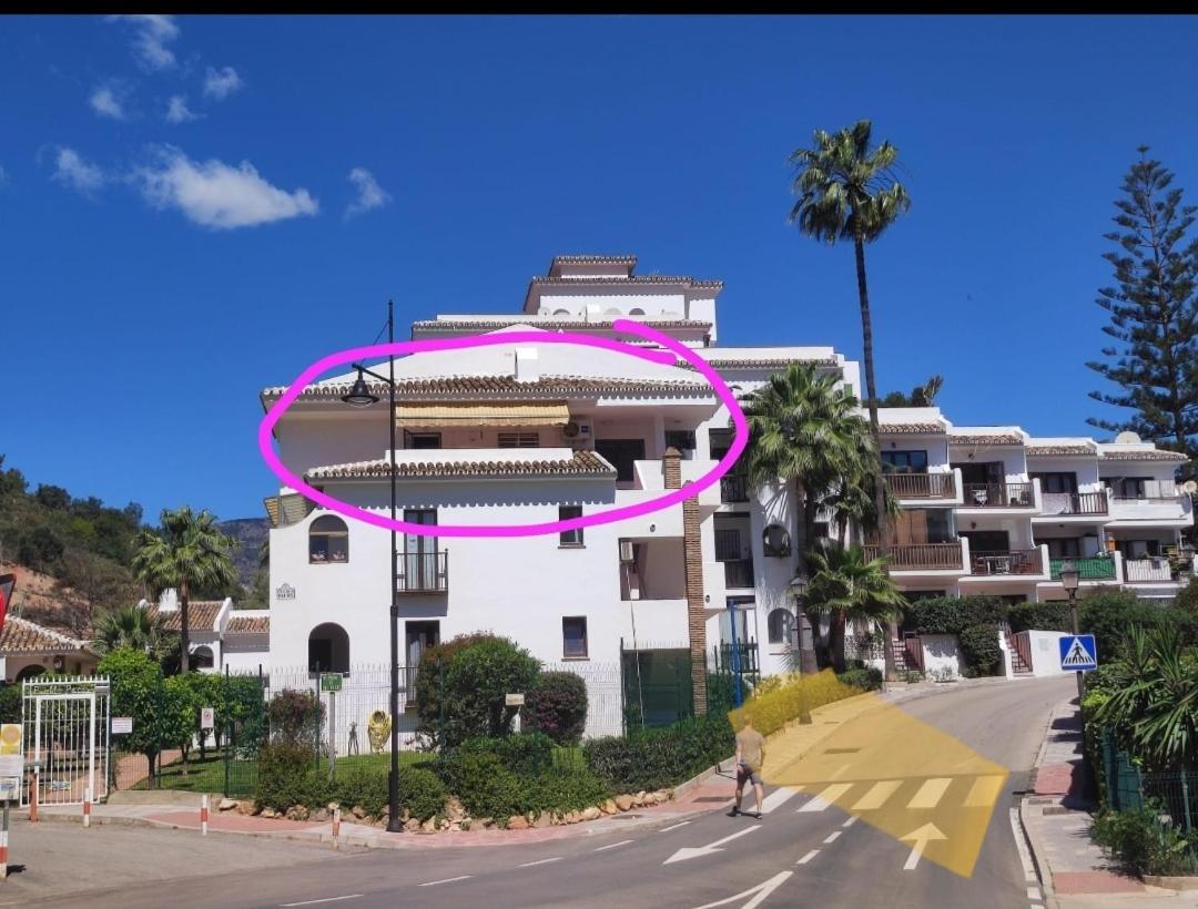Comfortable One Bedroom Apartment ฟูเอนฮิโรลา ภายนอก รูปภาพ