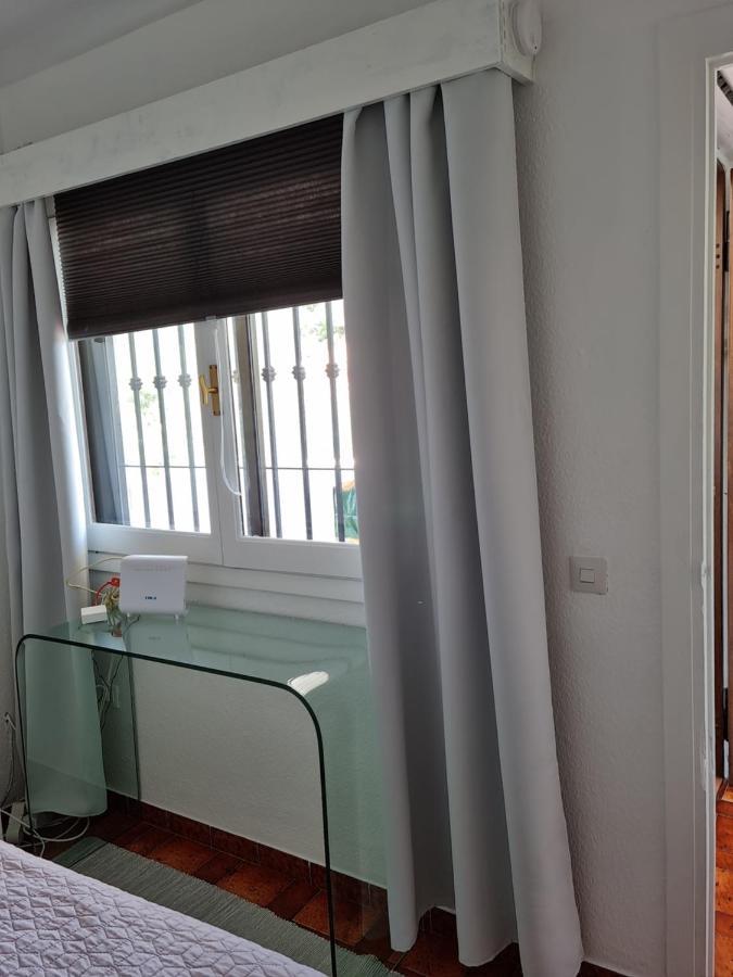 Comfortable One Bedroom Apartment ฟูเอนฮิโรลา ภายนอก รูปภาพ