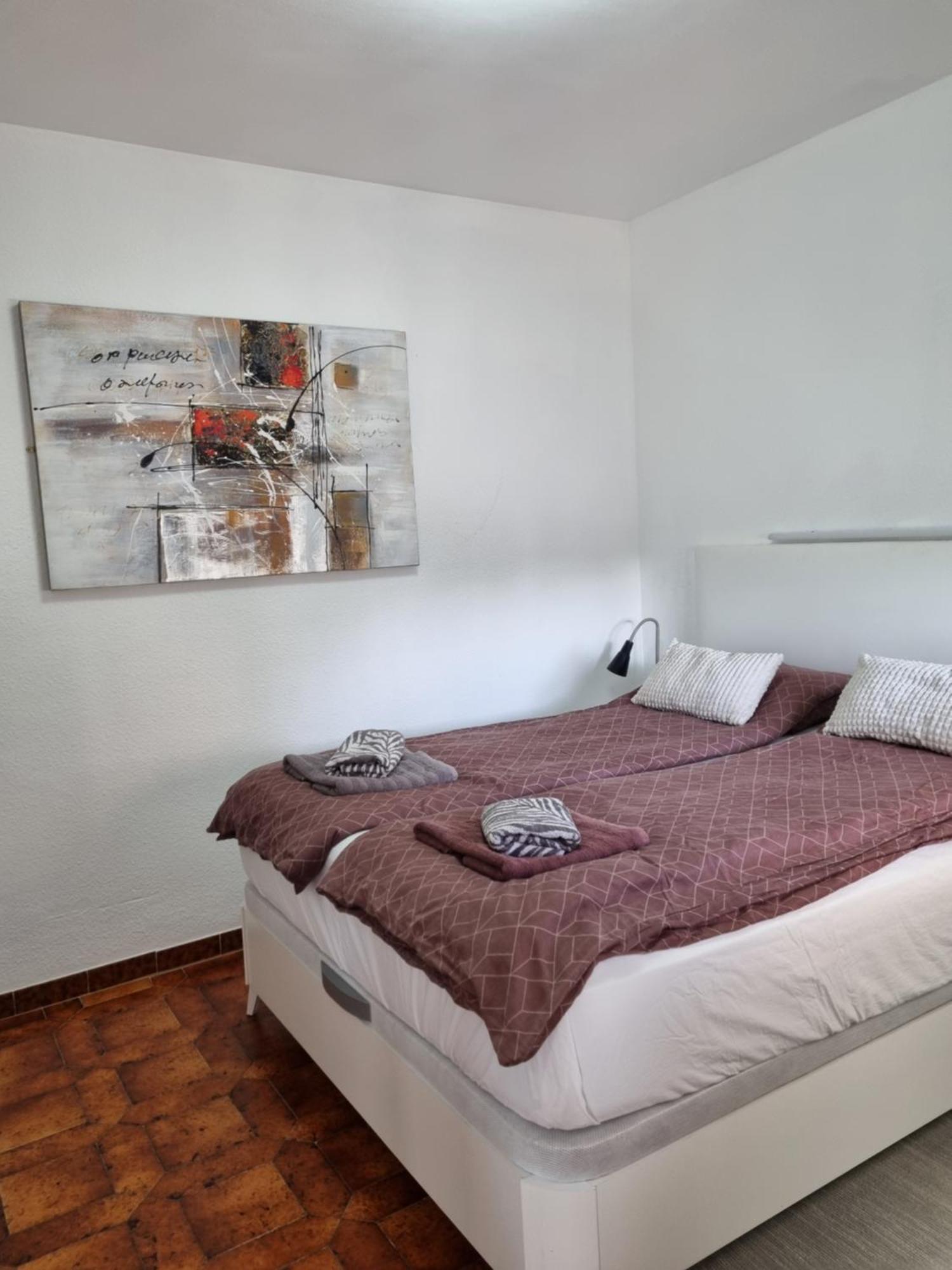 Comfortable One Bedroom Apartment ฟูเอนฮิโรลา ภายนอก รูปภาพ