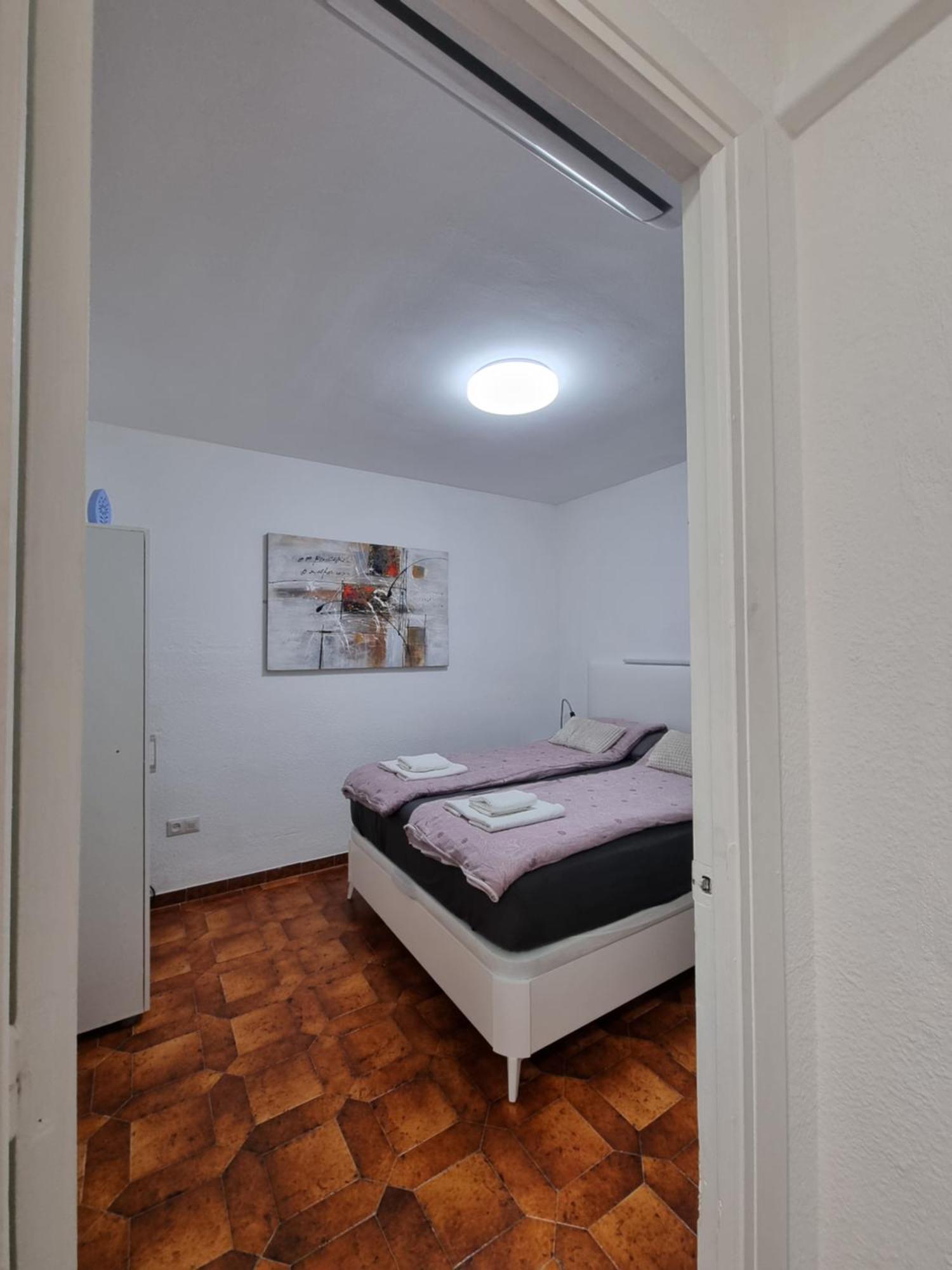 Comfortable One Bedroom Apartment ฟูเอนฮิโรลา ภายนอก รูปภาพ